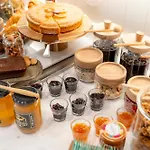 Le Petit サン＝ジャン＝ド＝リュズ