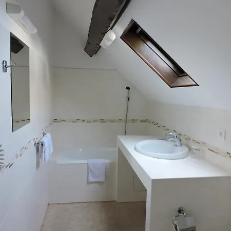 Le Petit Hotel Saint-Jean-de-Luz