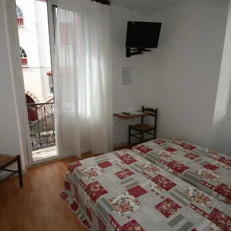 Hotel Magenta