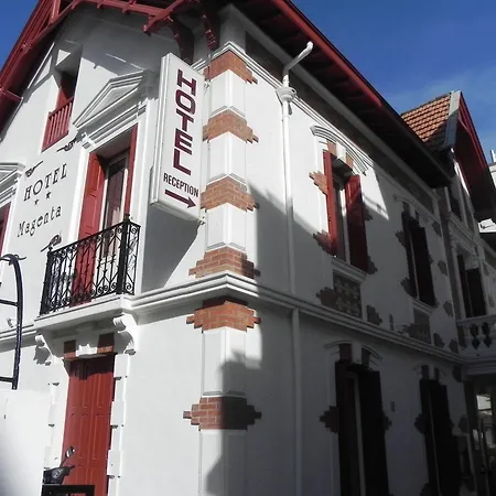 Magenta Hotel