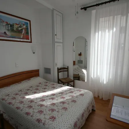 Magenta Hotel 2*