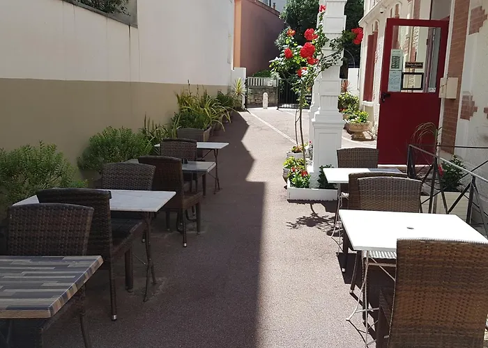 Le Petit 3* San Juan de Luz